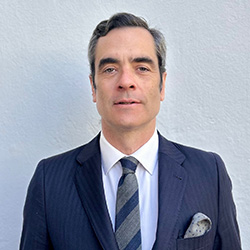 Adolfo Favieres