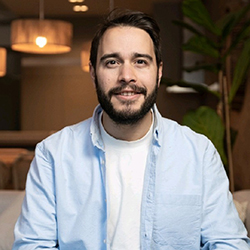 Carles Ribes Estrella