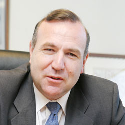 Luis Basagoiti Robles
